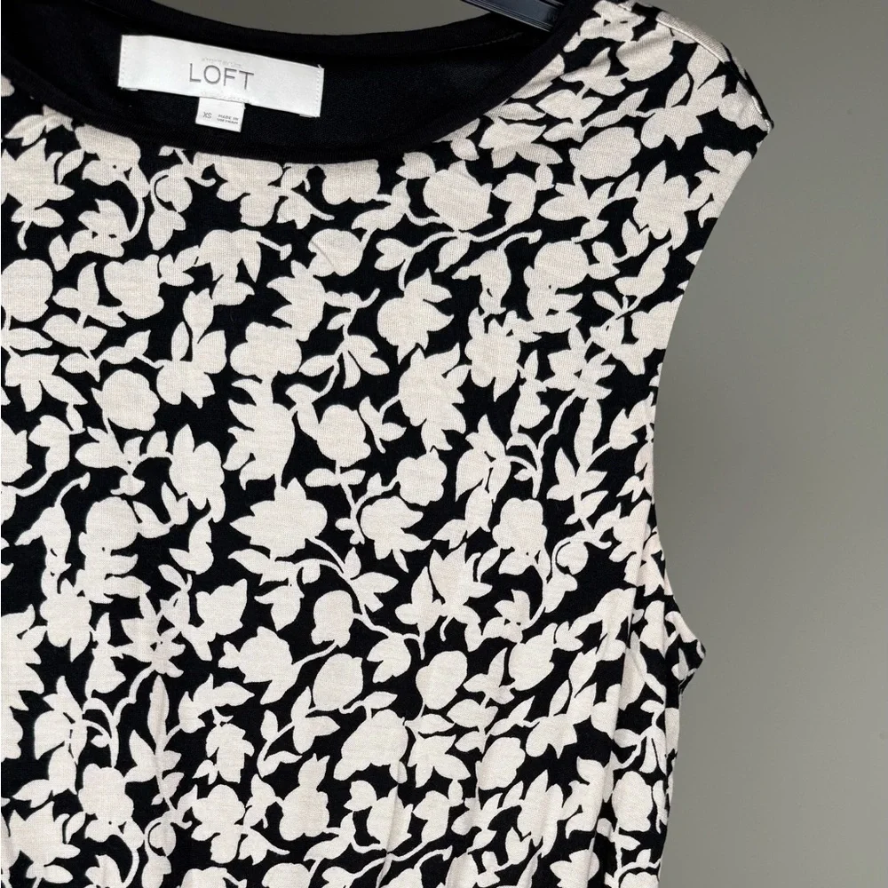 LOFT DRESS - Picture 4 of 5